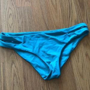 L space bikini bottoms